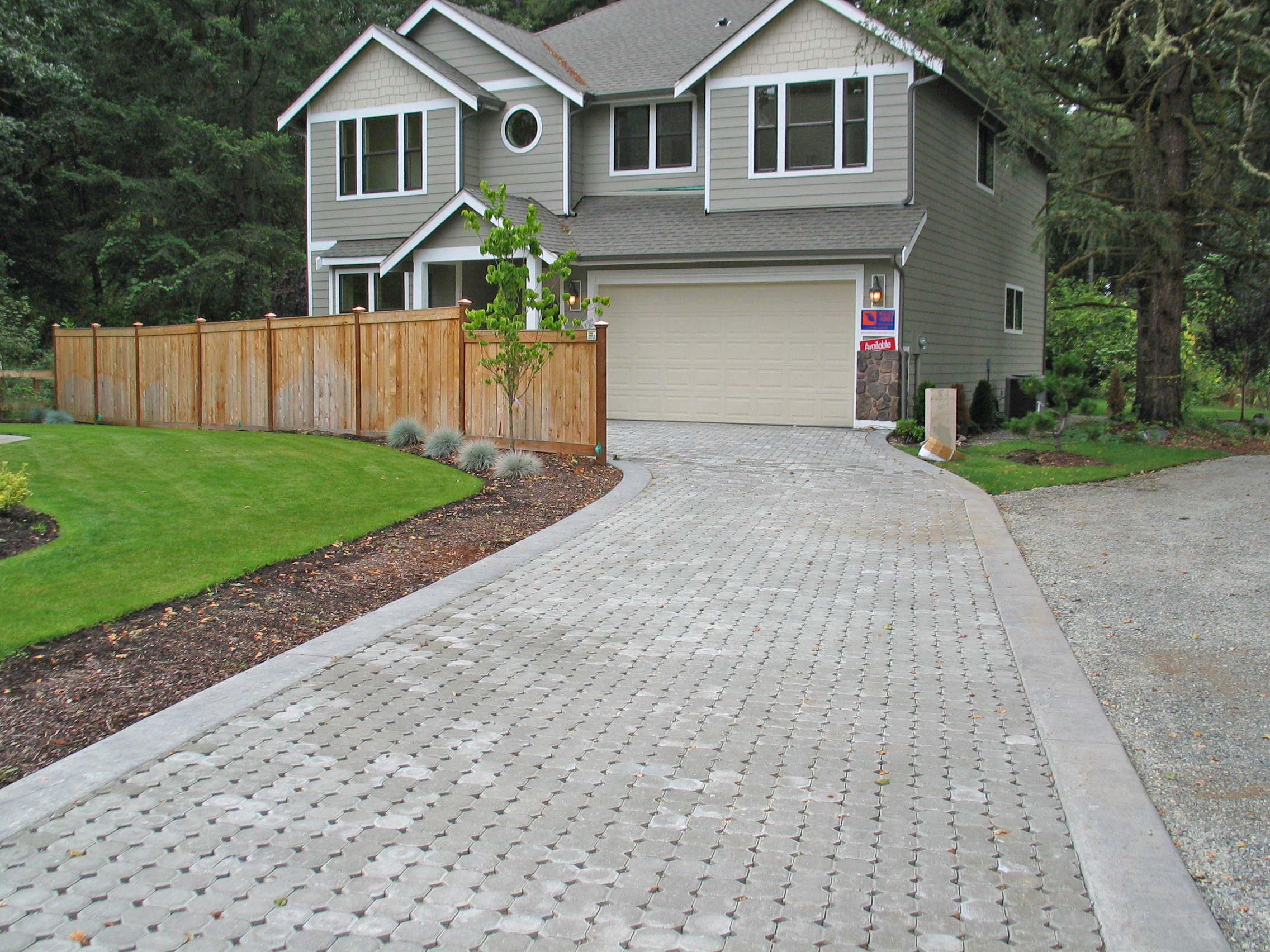 Residential driveway paving by 5Star Paving and Masonry